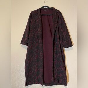 Courtenay Black and Red Women's Robe Size L